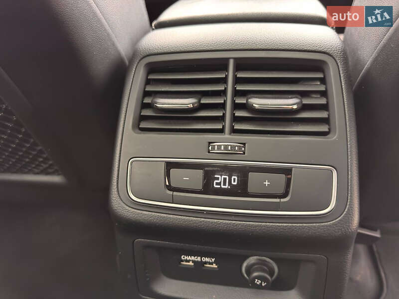 Універсал Audi A4 2019 в Києві