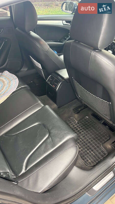 Седан Audi A4 2009 в Миргороде