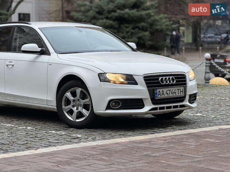 Универсал Audi A4 2010 в Киеве