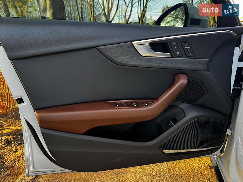 Седан Audi A4 2016 в Киеве фото 14 Седан Audi A4 2016 в Киеве