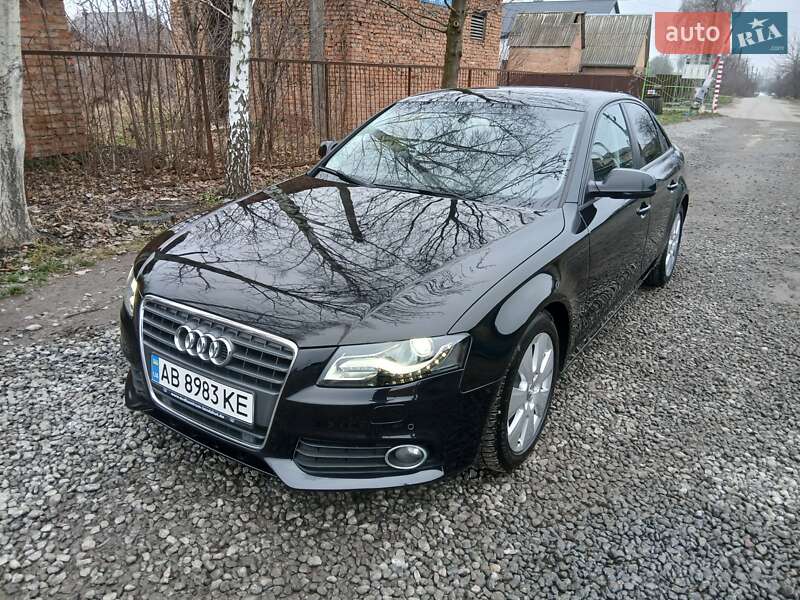 Седан Audi A4 2010 в Казатине