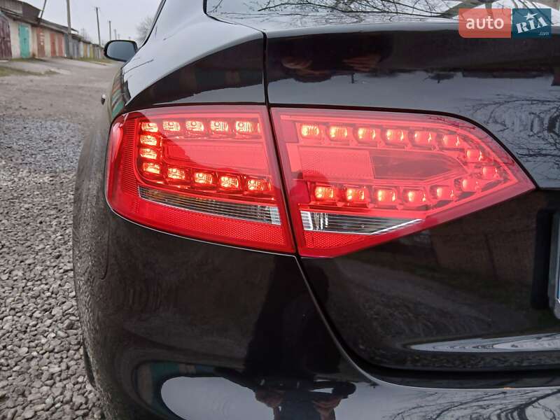 Седан Audi A4 2010 в Казатине