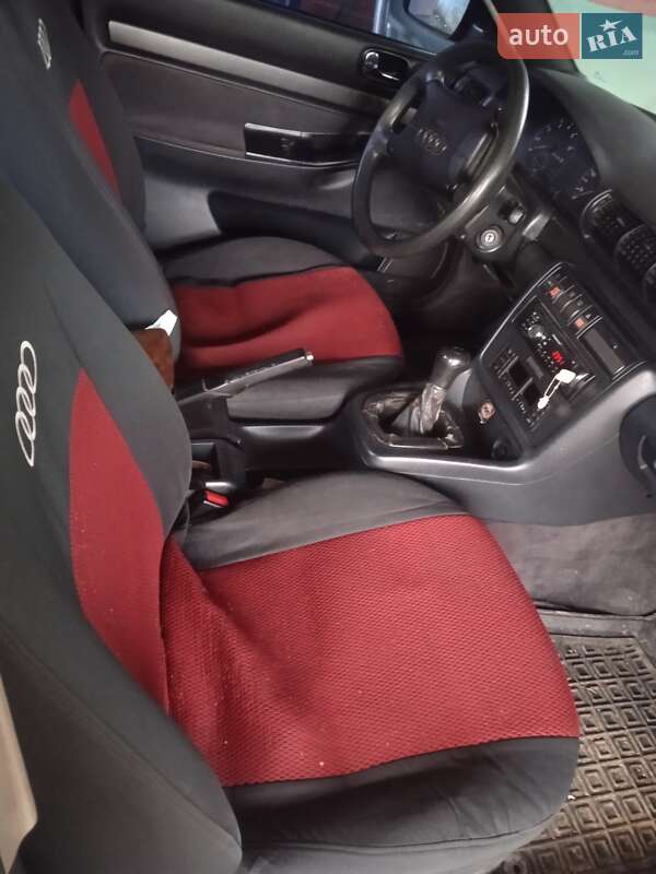 Седан Audi A4 1996 в Нересниці фото 2 Седан Audi A4 1996 в Нересниці