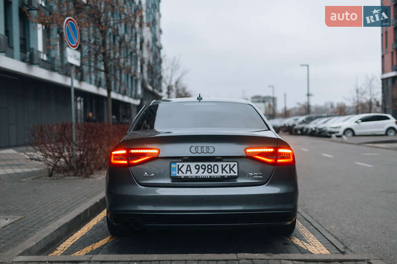 Седан Audi A4 2013 в Киеве