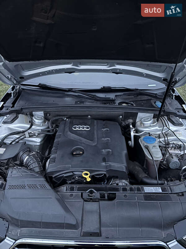 Седан Audi A4 2012 в Кривом Роге