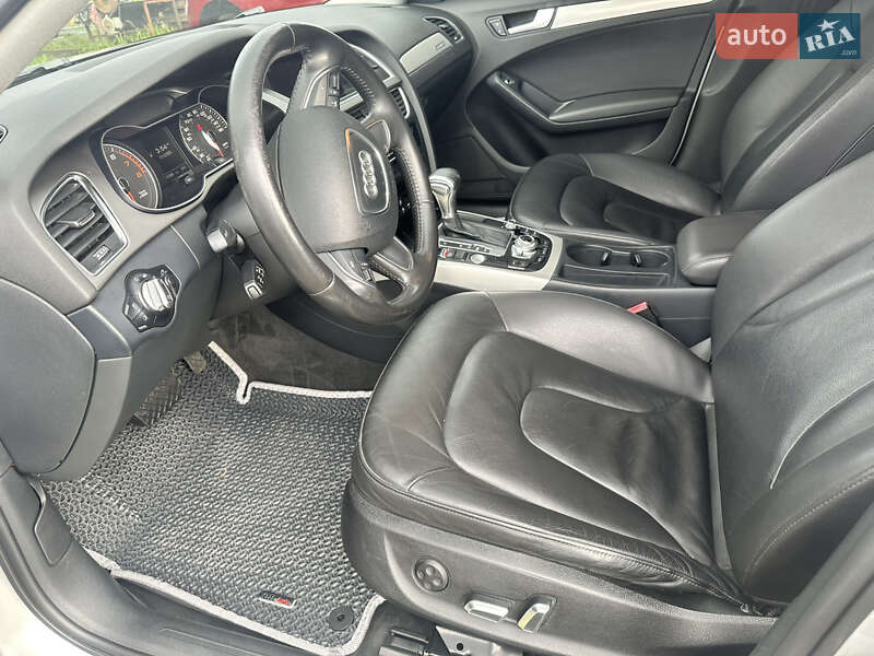 Седан Audi A4 2014 в Остроге