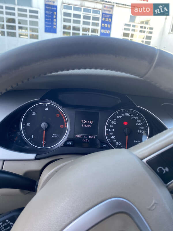 Седан Audi A4 2011 в Новояворовске фото 21 Седан Audi A4 2011 в Новояворовске