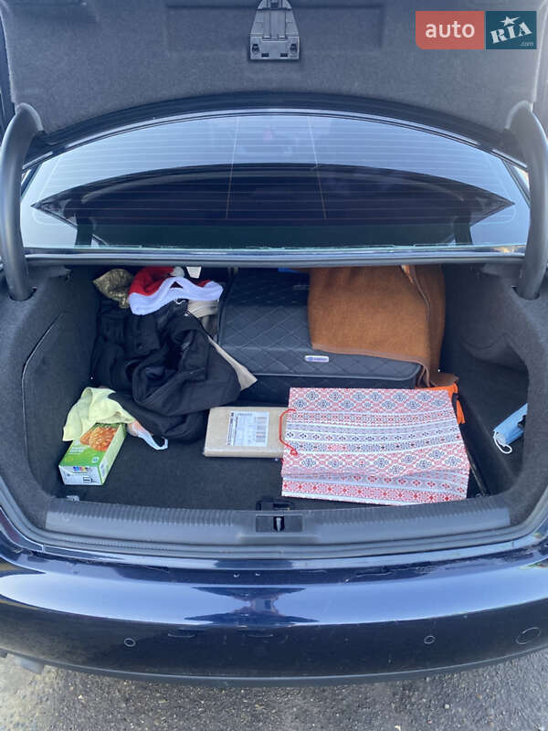 Седан Audi A4 2011 в Новояворовске фото 22 Седан Audi A4 2011 в Новояворовске