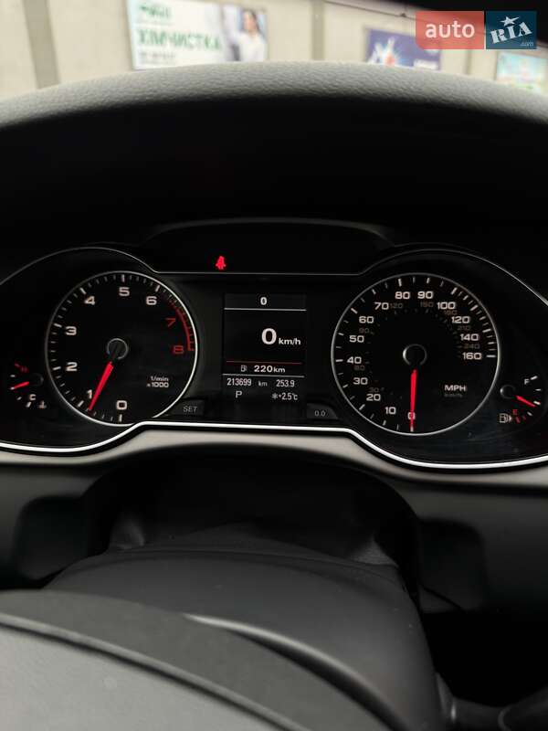 Седан Audi A4 2012 в Вишневом