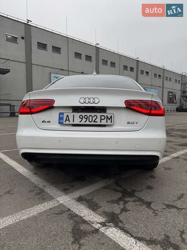 Седан Audi A4 2012 в Вишневом