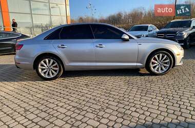 Седан Audi A4 2015 в Львове