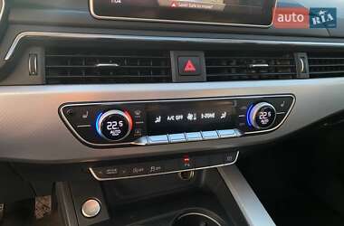 Седан Audi A4 2015 в Львове