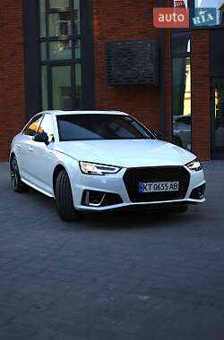 Седан Audi A4 2016 в Львове