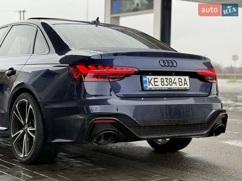 Седан Audi A4 2019 в Днепре