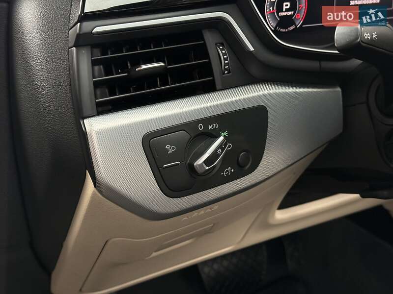Седан Audi A4 2019 в Днепре