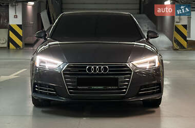 Седан Audi A4 2016 в Днепре