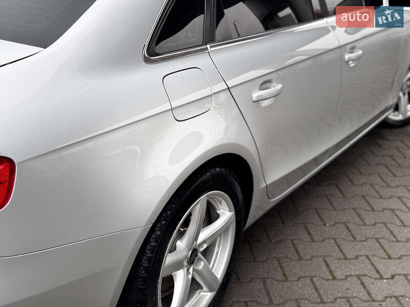 Седан Audi A4 2013 в Хмельницком