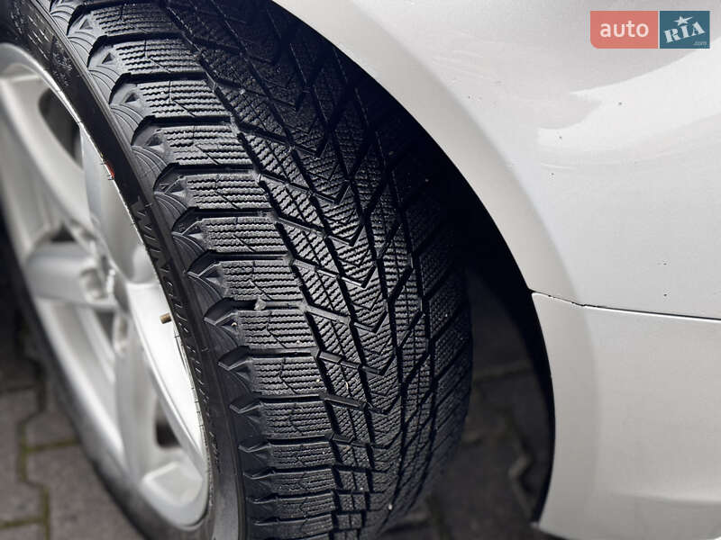 Седан Audi A4 2013 в Хмельницком