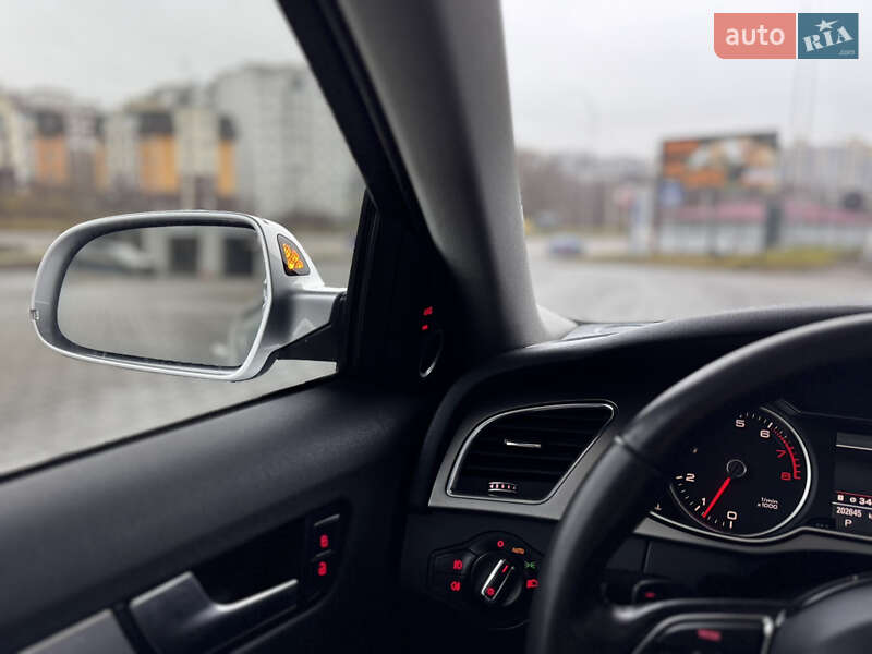 Седан Audi A4 2013 в Хмельницком