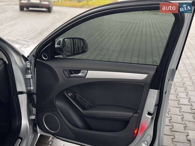 Седан Audi A4 2013 в Хмельницком