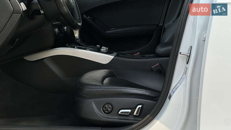 Седан Audi A4 2016 в Самборе