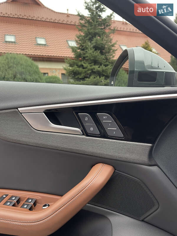 Седан Audi A4 2020 в Ивано-Франковске