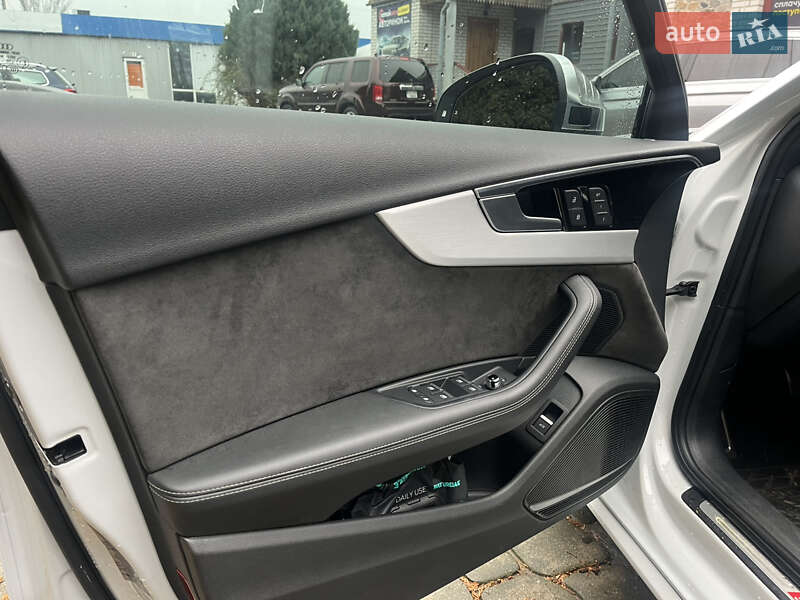 Седан Audi A4 2019 в Белой Церкви