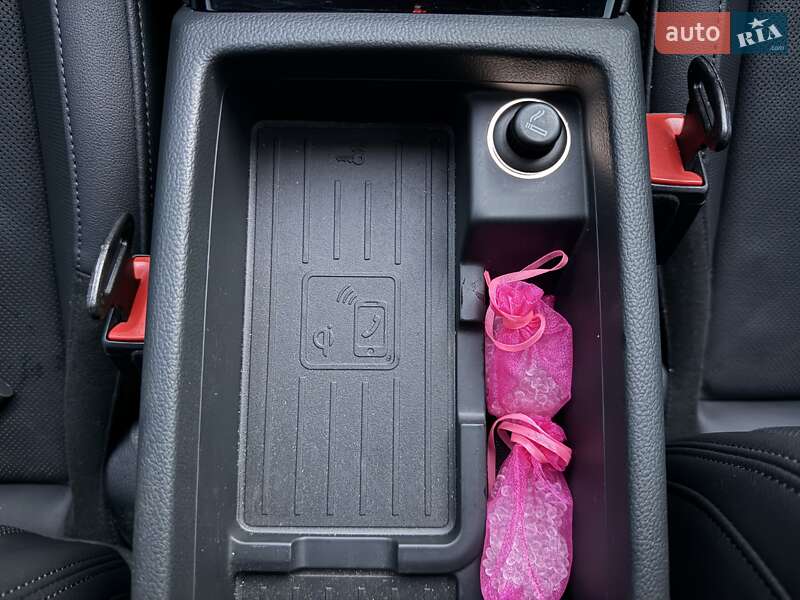 Седан Audi A4 2020 в Киеве фото 42 Седан Audi A4 2020 в Киеве