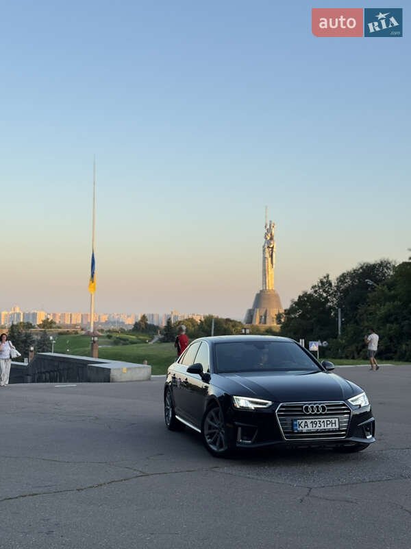 Audi A4 2018 Audi A4 2018