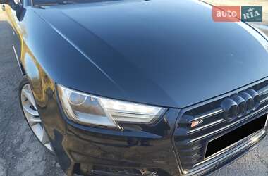 Седан Audi A4 2018 в Белой Церкви