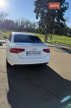 Седан Audi A4 2013 в Одессе