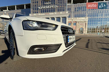 Седан Audi A4 2013 в Одессе