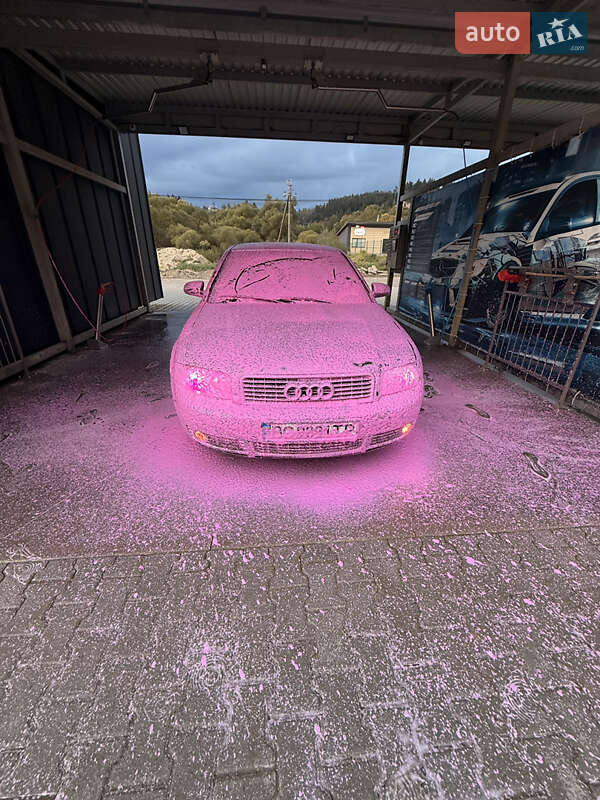 Седан Audi A4 2002 в Бориславе