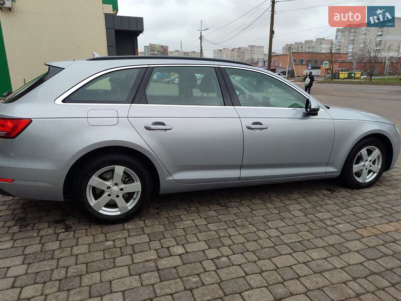 Универсал Audi A4 2016 в Хмельницком