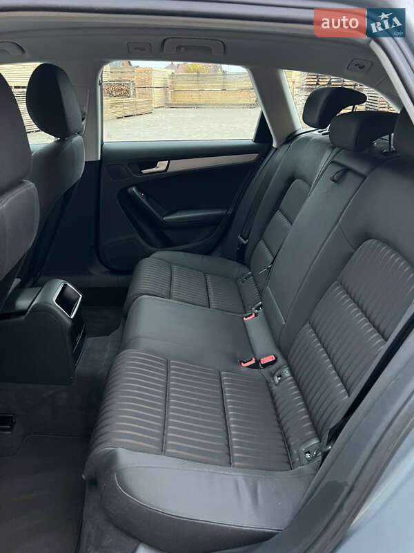 Универсал Audi A4 2010 в Луцке