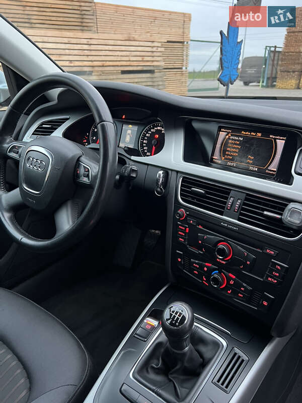 Универсал Audi A4 2010 в Луцке
