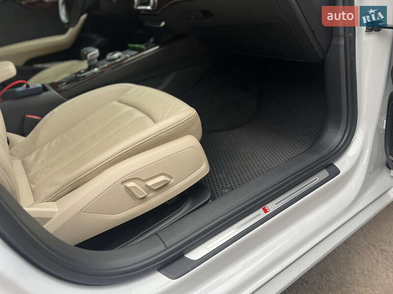 Седан Audi A4 2016 в Львове фото 58 Седан Audi A4 2016 в Львове
