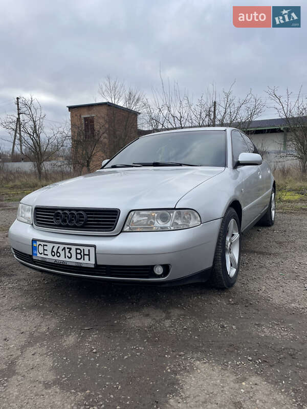 Седан Audi A4 1999 в Глыбокой