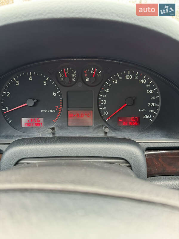 Универсал Audi A4 1999 в Харькове