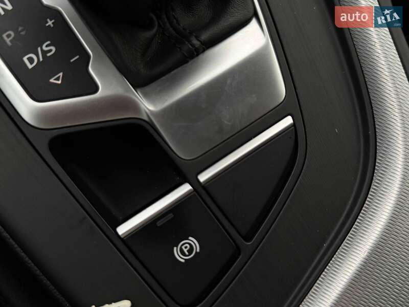 Универсал Audi A4 2018 в Кривом Роге