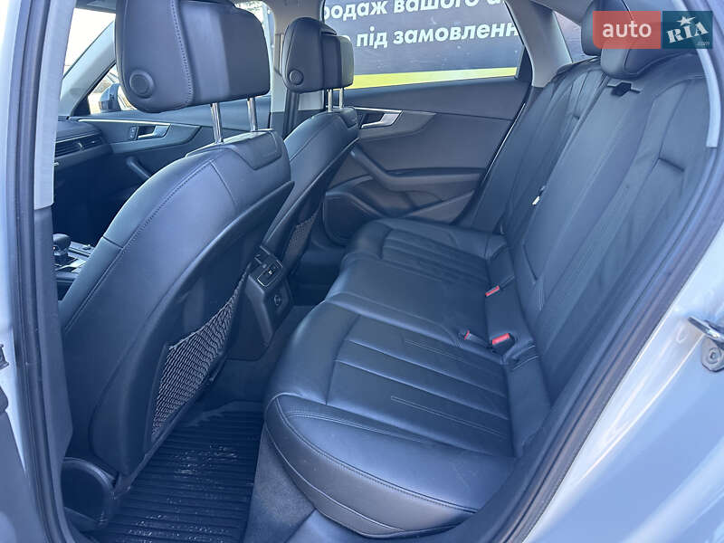 Седан Audi A4 2016 в Ивано-Франковске