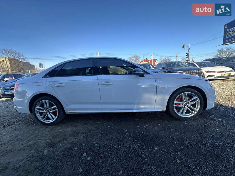 Седан Audi A4 2016 в Ивано-Франковске