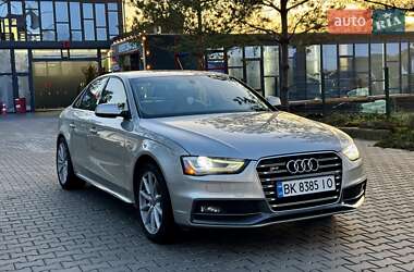 Седан Audi A4 2014 в Рівному