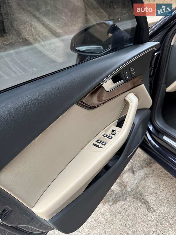 Седан Audi A4 2018 в Киеве