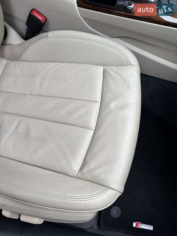 Седан Audi A4 2018 в Киеве