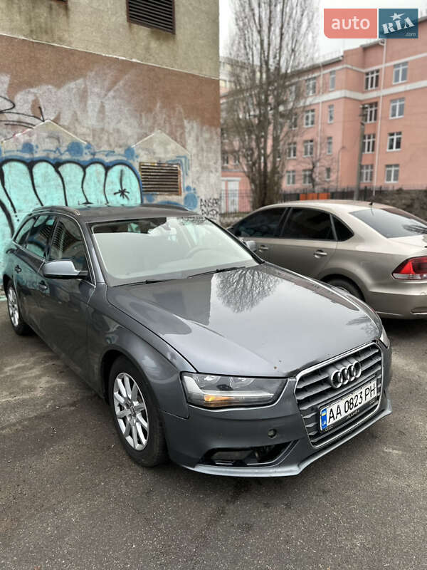 Универсал Audi A4 2013 в Киеве фото Универсал Audi A4 2013 в Киеве