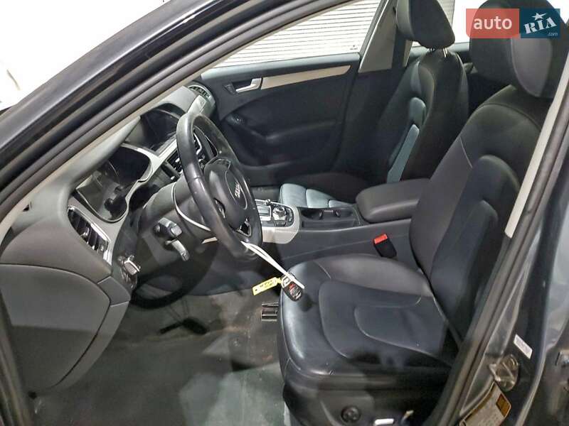 Седан Audi A4 2016 в Ивано-Франковске