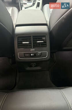 Седан Audi A4 2020 в Киеве
