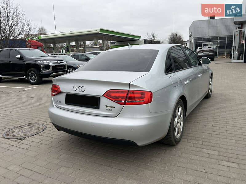 Седан Audi A4 2009 в Киеве