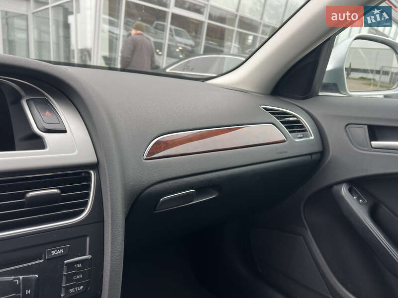 Седан Audi A4 2009 в Киеве